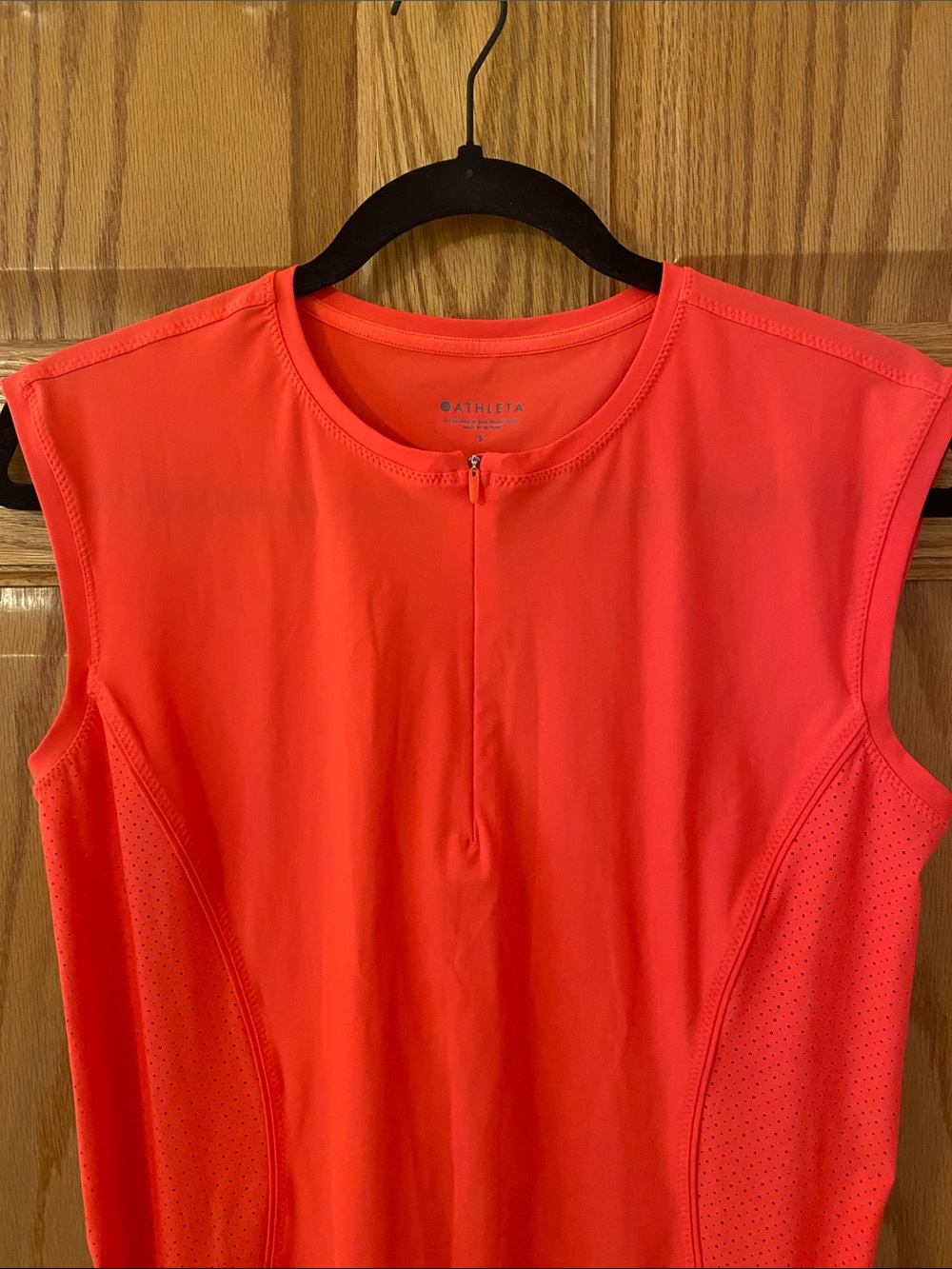 Athleta Orange/Red Rashguard Size Small - Picture 4 of 10